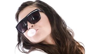 Robert M. feat. Nicco - Dance Hall Track