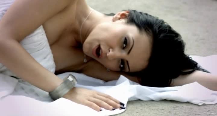 Marius ft Giulia - Rain