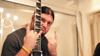 Trivium - Shattering The Skies Above