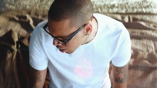 Chris Brown - Crawl
