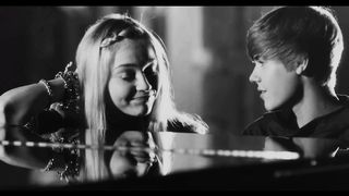 Justin Bieber - U Smile