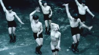 Lady Gaga - Alejandro