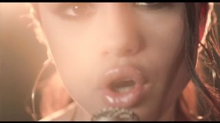 Selena Gomez & The Scene - Round & Round