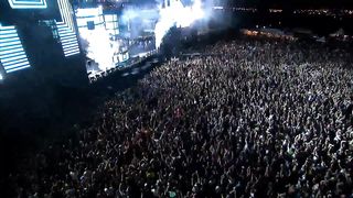 Tiesto vs Diplo - C'Mon