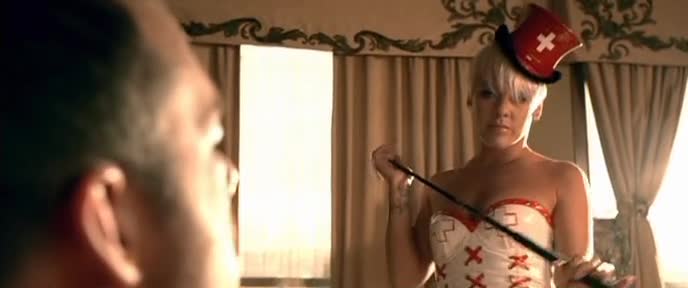 Pink - Please Dont Leave Me