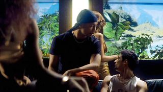 Kylie Minogue - Spining Around