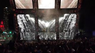 Nicky Romero premieres Linkin Park Remix at Ultra Miami 😀